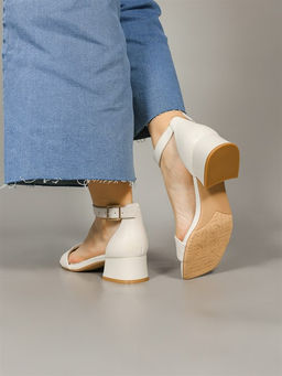 Босоножки на выход и на каждый день E47F-66D - Piniolo фото 4