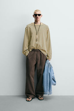PANTAL?N RELAXED FIT ESPIGA / Marr?n