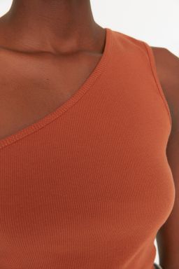 Trendyolmilla Tarc?n Tek Omuz Fitted/Vucuda Oturan Baglama Detayl? Fitilli Orme Bluz TWOSS22BZ1558 фото 13