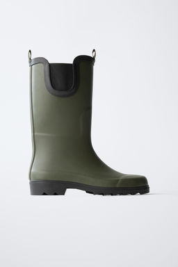 KNEE-HIGH WELLINGTON BOOTS