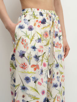 Брюки льняные 10367 с цветочным принтом