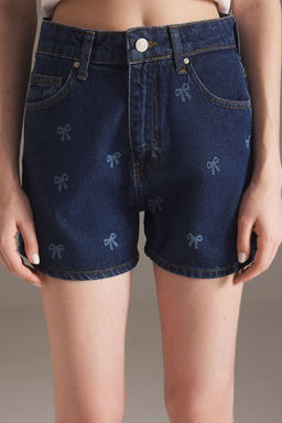 TRENDYOLMILLA Mavi Kurdele Bask? Detayl? Denim Sort TWOSS25SR00118  фото 4