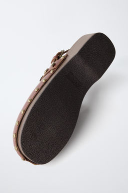 ZUECO TACHAS PIEL / Marr?n - Zara фото 7