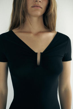 HOSIERY BODYSUIT WITH METAL PIECE - Zara фото 3