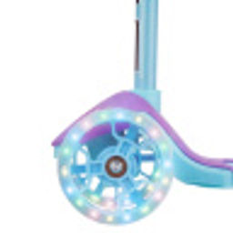 Самокат трехколесный