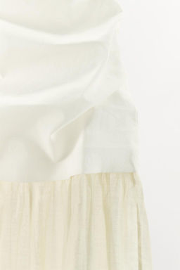 CONTRAST STRAPLESS MIDI DRESS