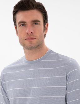 Синяя обычная подгонка t -мала - Cacharel фото 2