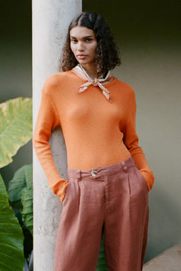 RUSTIC SWEATER