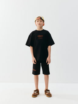 Комплект футболка и шорты "Уголь" с принтом 7+