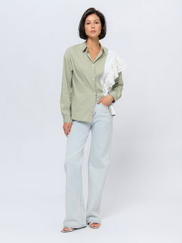 Рубашка фисташкового цвета с воланом и длинными рукавами - 1001dress фото 3