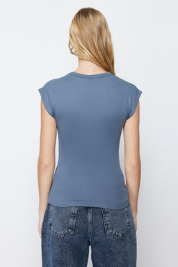 Ac?k Antrasit Viskoz/Yumusak Kumas Fitted/Vucuda Oturan Esnek Orme Bluz TWOSS23BZ00992