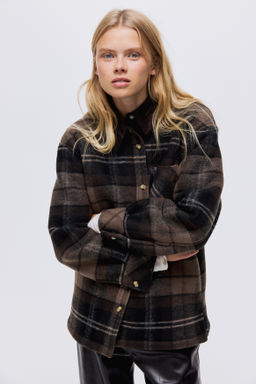Chaqueta camisera con forro en borreguito - H&m фото 3