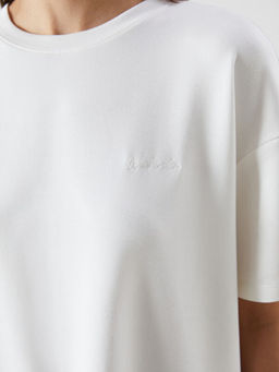 Bisiklet Yaka Oversize Kad?n Ti??rt