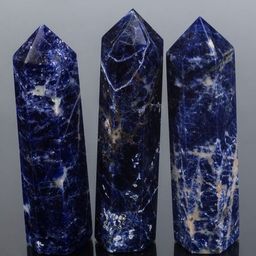 Кристалл из Содалита