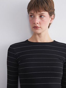 Bisiklet Yaka ?izgili Kad?n Ti??rt