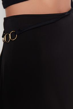 Siyah Saten Cutout Detayl? Midi Etek TWOAW23ET00023 - Trendyolmilla фото 4