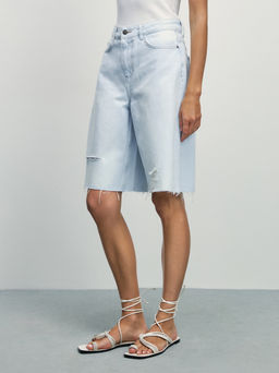 Джинсовые шорты-бермуды с разрывами / Zarina  фото 4