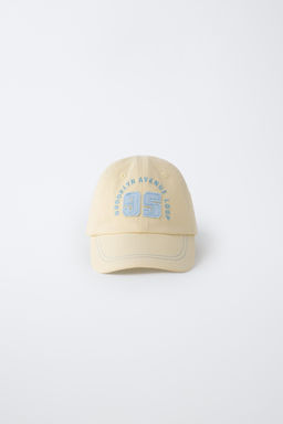 GORRA VARSITY BORDADO / Amarillo