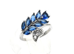 Кольцо веточка 18*15мм цв.синий Радуга камня