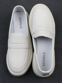 03-YD122-2 LT. BEIGE Лоферы женские (натуральная кожа)