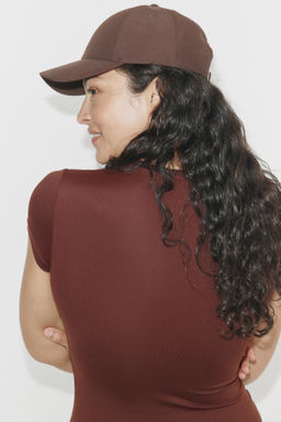 Camiseta entallada de microfibra - H&m фото 10