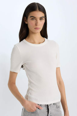 Slim Fit Dar Kesim Bisiklet Yaka Basic Duz Fitilli Kaskorse K?sa Kollu K?rm?z? Tisort - Defacto фото 3