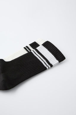 PACK OF TWO STRIPED SOCKS - Zara фото 2