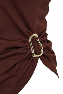 Kahverengi Duz Kay?k Yaka Kolsuz Orme Scuba Krep Party Bluz TPRSS25BZ00045