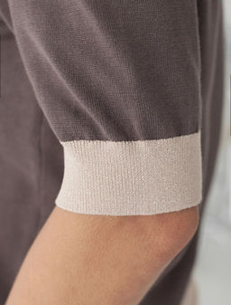 Джемпер с коротким рукавом тонкой вязки из вискозы с люрексом