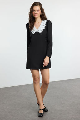 TRENDYOLMILLA Siyah A Kesim Yaka Detayl? Mini Dokuma Elbise TWOAW25EL00483
