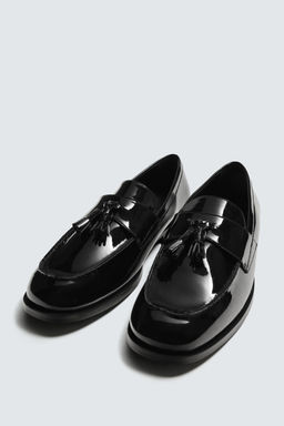 PATENT TASSEL LOAFERS - Zara фото 5