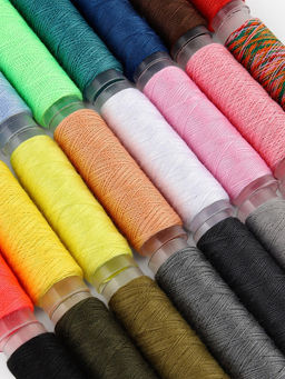 Швейный набор 89 предметов в футляре 21*14*3см чёрный