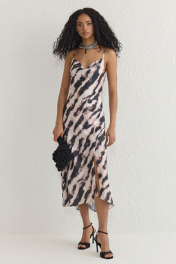 TRENDYOLMILLA Siyah Astarl? Dokuma Saten S?k Abiye Elbise TPRSS19BB0058 фото 19