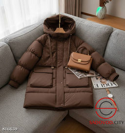 Женская зимняя куртка с капюшоном