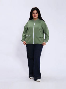 Бомбер женский, цвет зеленый