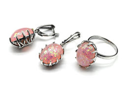 Кольцо Серьги с опалом искусственным, цв.розовый размер 19