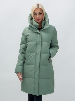 Куртка зимняя женская с капюшоном удлиненная стеганная зеленого цвета 9629Z