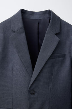 TEXTURED SUIT BLAZER