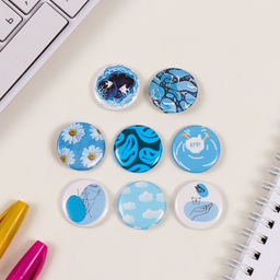 Набор значков на одежду, рюкзак, сумку Голубые, 8 шт., d=25 мм, закатные, 16.5?17 см