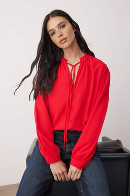 Bordo Dugme ve Baglama Detayl? Saten Dokuma Bluz TWOAW26BZ00347