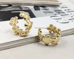 Серьги стильные