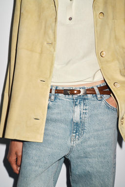 THIN BELT WITH RECTANGULAR BUCKLE