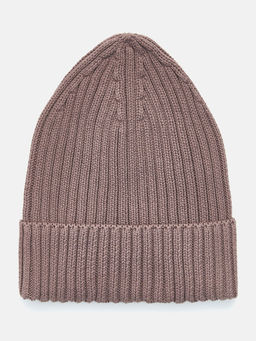 Кофейная вязаная шапка