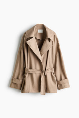 Gabardina corta en mezcla de lyocell