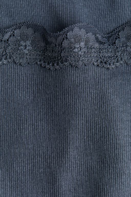 Top de tirantes con ribete de encaje - H&m фото 4