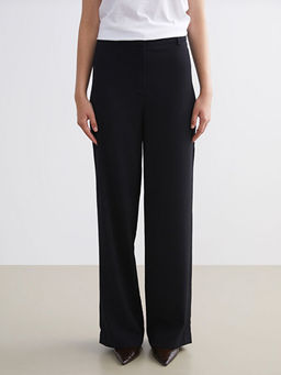 Standart Fit Geni? Pa?a Kad?n Pantolon