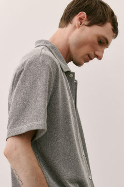 Camisa de manga corta en pique Regular Fit - H&m фото 4