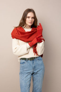 Перчатки терракотового цвета из полиэстера