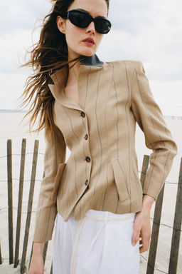 BLAZER RAYAS COMBINADA CON LINO ZW COLLECTION / Camel medio - Zara фото 2