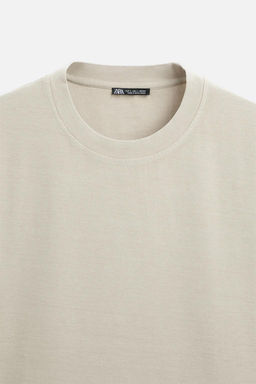 HEAVY WEIGHT T-SHIRT WITH SEAM DETAIL - Zara фото 29
